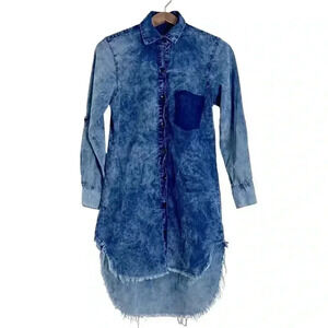 Thrill Acid Wash Denim Long Sleeve Shirt Raw Hem Distressed Women's Size M